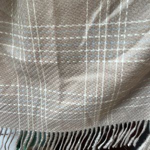 Women's/Unisex Beige Shawl Sized Large By Pretty Persuasions